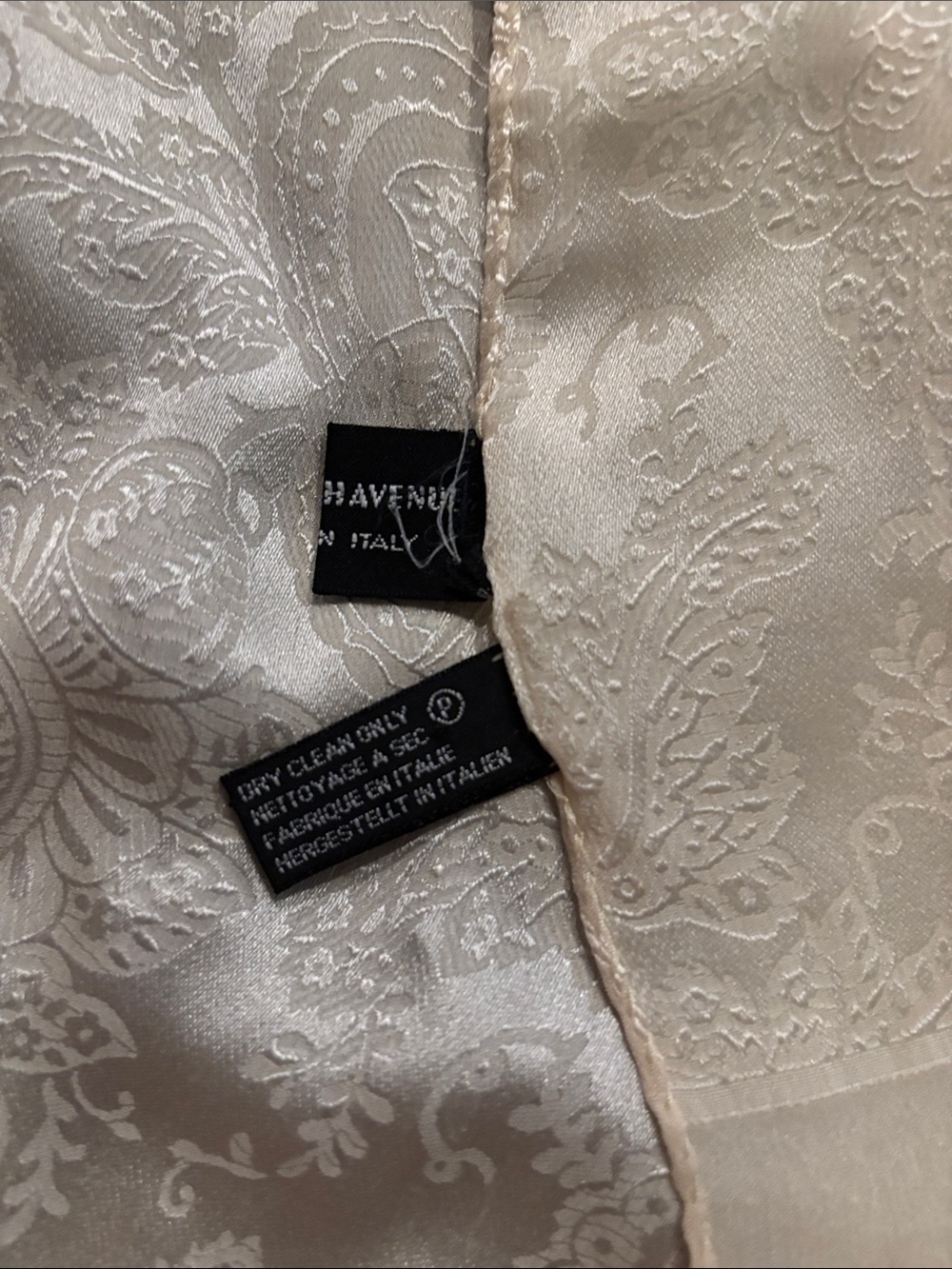 Vintage Italian Saks Fifth Avenue Cream Paisley Jacquard Silk Scarf 60” x 16” - Picture 3 of 3